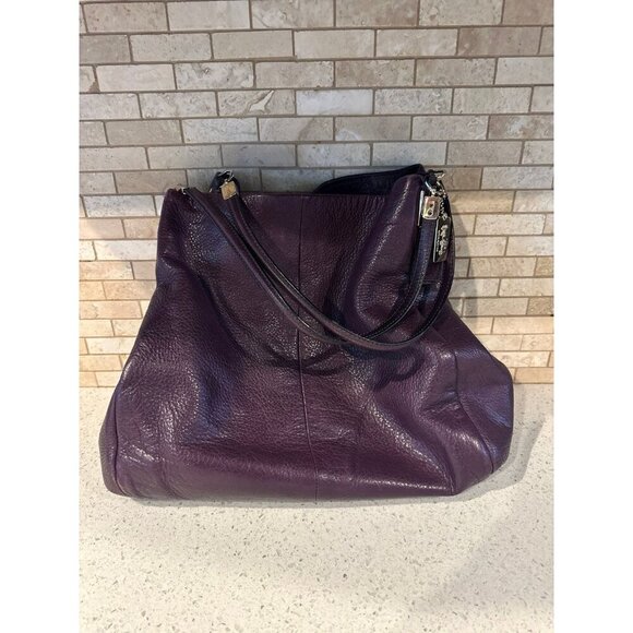 Coach Purple Leather Shoulder Bag No. G1376-24621 Magnetic Closure & Dust Bag - Picture 1 of 4